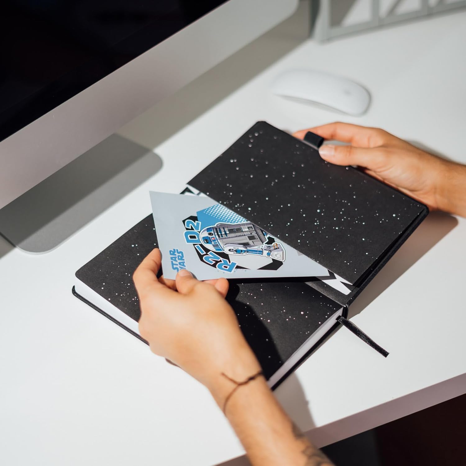 Carnet A5 Star Wars Dark Vador pointillé avec stylo sabre laser – Image 6