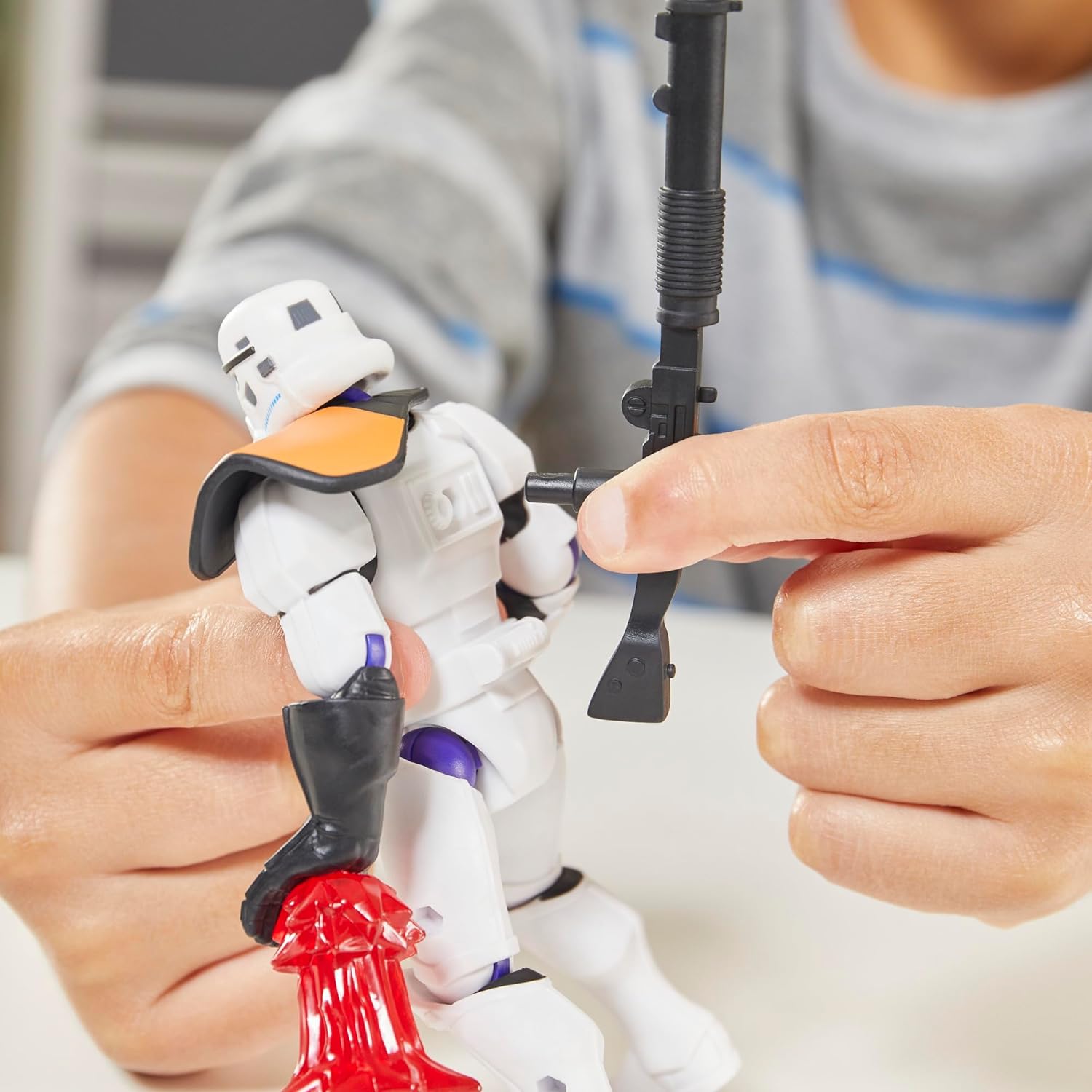 Figurine MixMashers Star Wars Stormtrooper personnalisable avec accessoires – Image 8