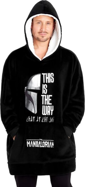 Pull plaid oversize The Mandalorian homme avec Baby Yoda