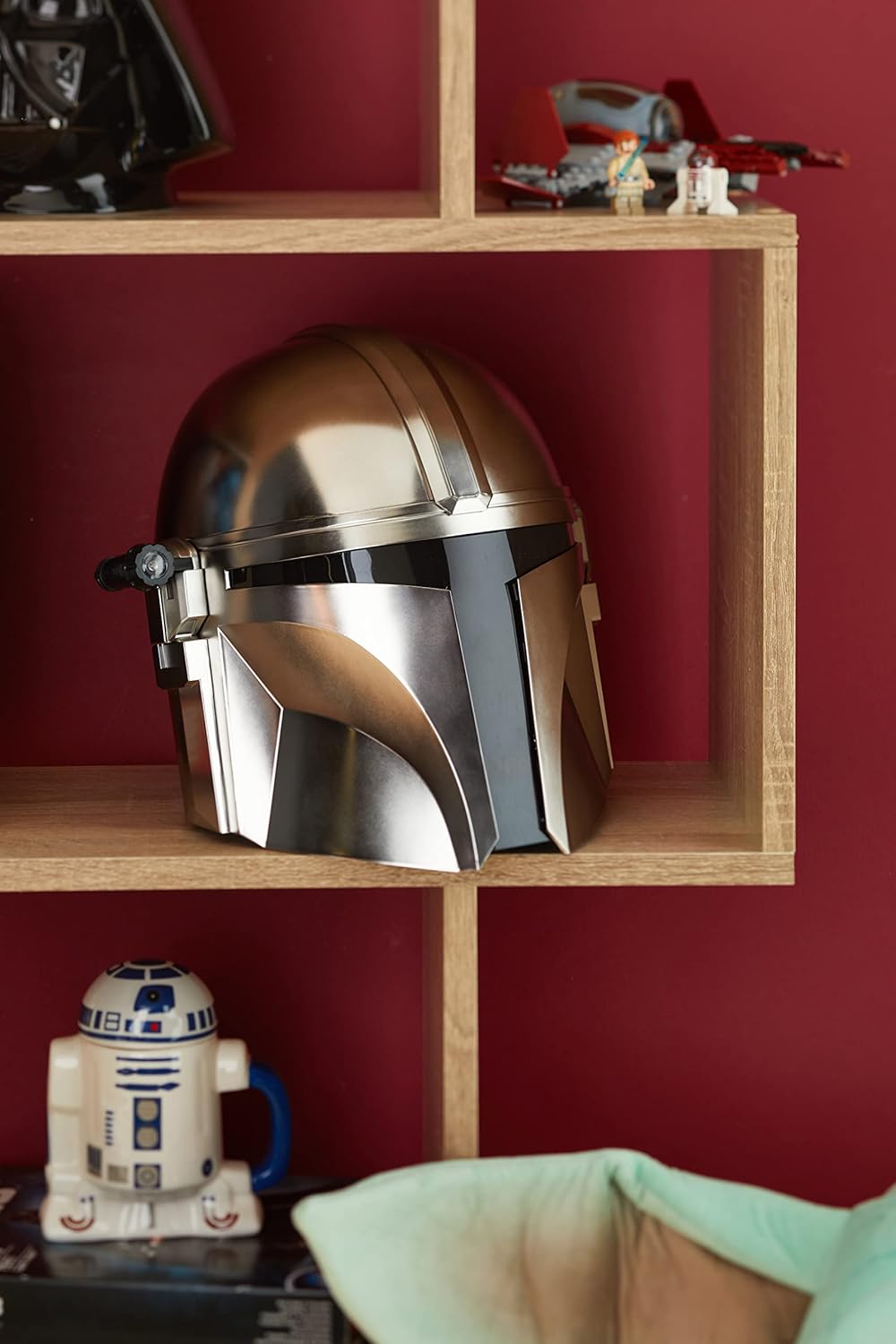 Casque électronique premium Star Wars The Mandalorian Black Series dès 14 ans – Image 3