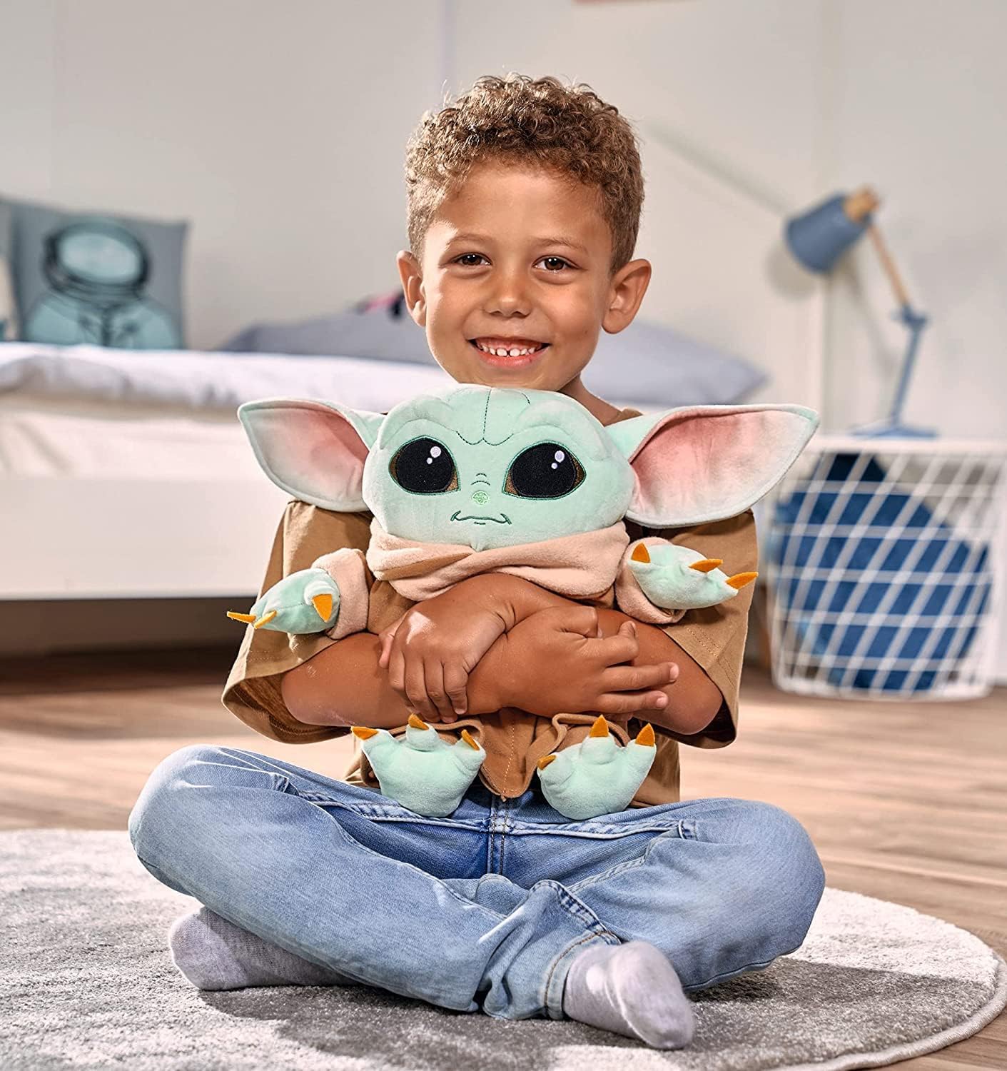 Peluche articulée The Child Baby Yoda Disney de The Mandalorian, 30 cm – Image 6