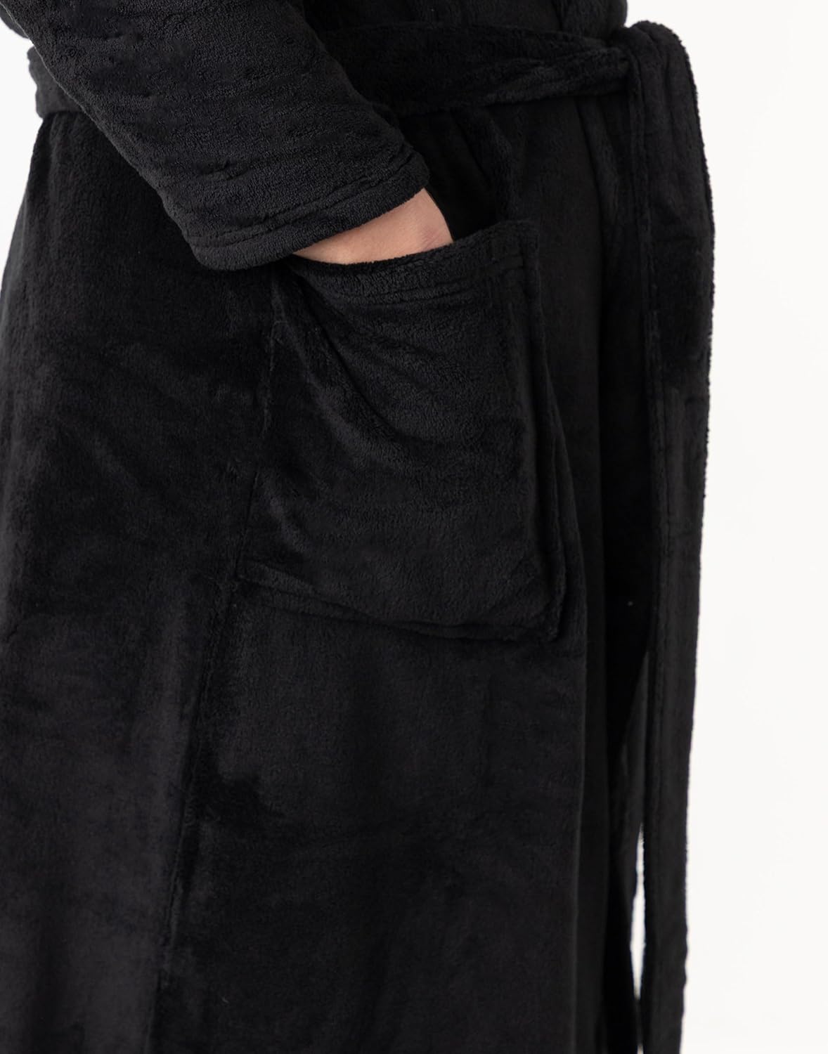 Peignoir Star Wars noir à capuche Dark Vador en polaire – Image 6