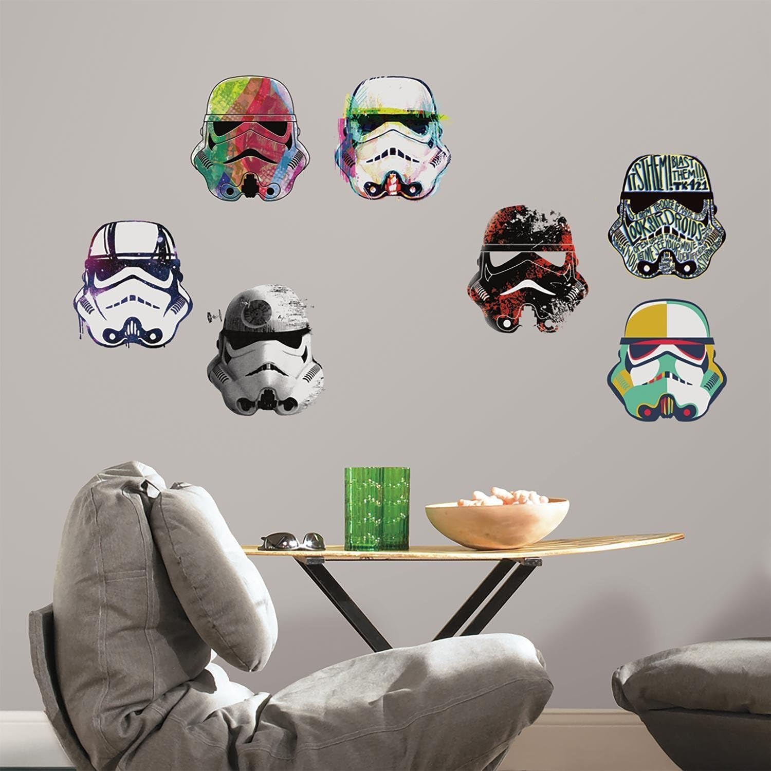 Stickers repositionnables Star Wars Artistic têtes de Storm Trooper noir, rouge et blanc – Image 2