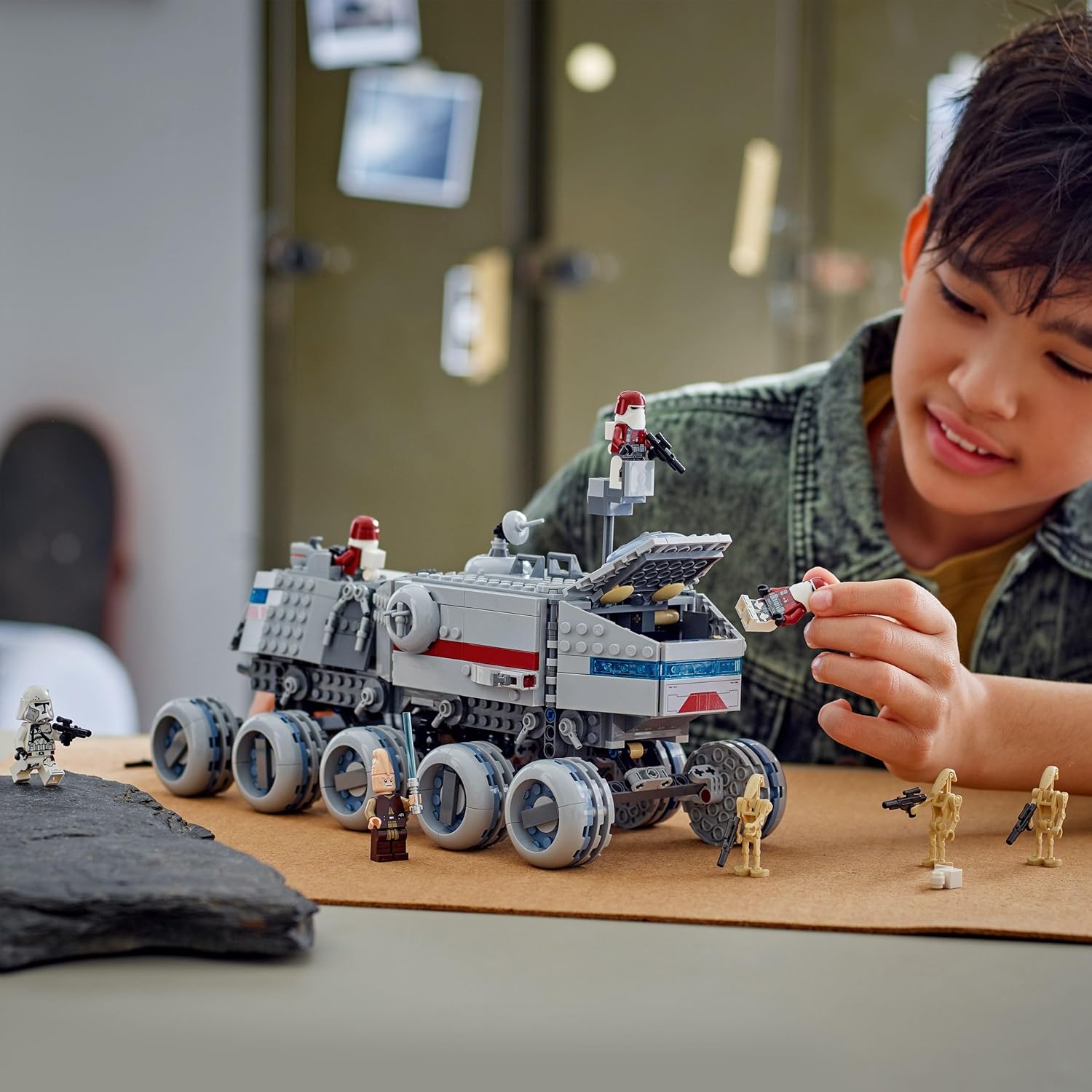 LEGO Star Wars 75413 Juggernaut de la République avec Ki-Adi-Mundi – Image 6