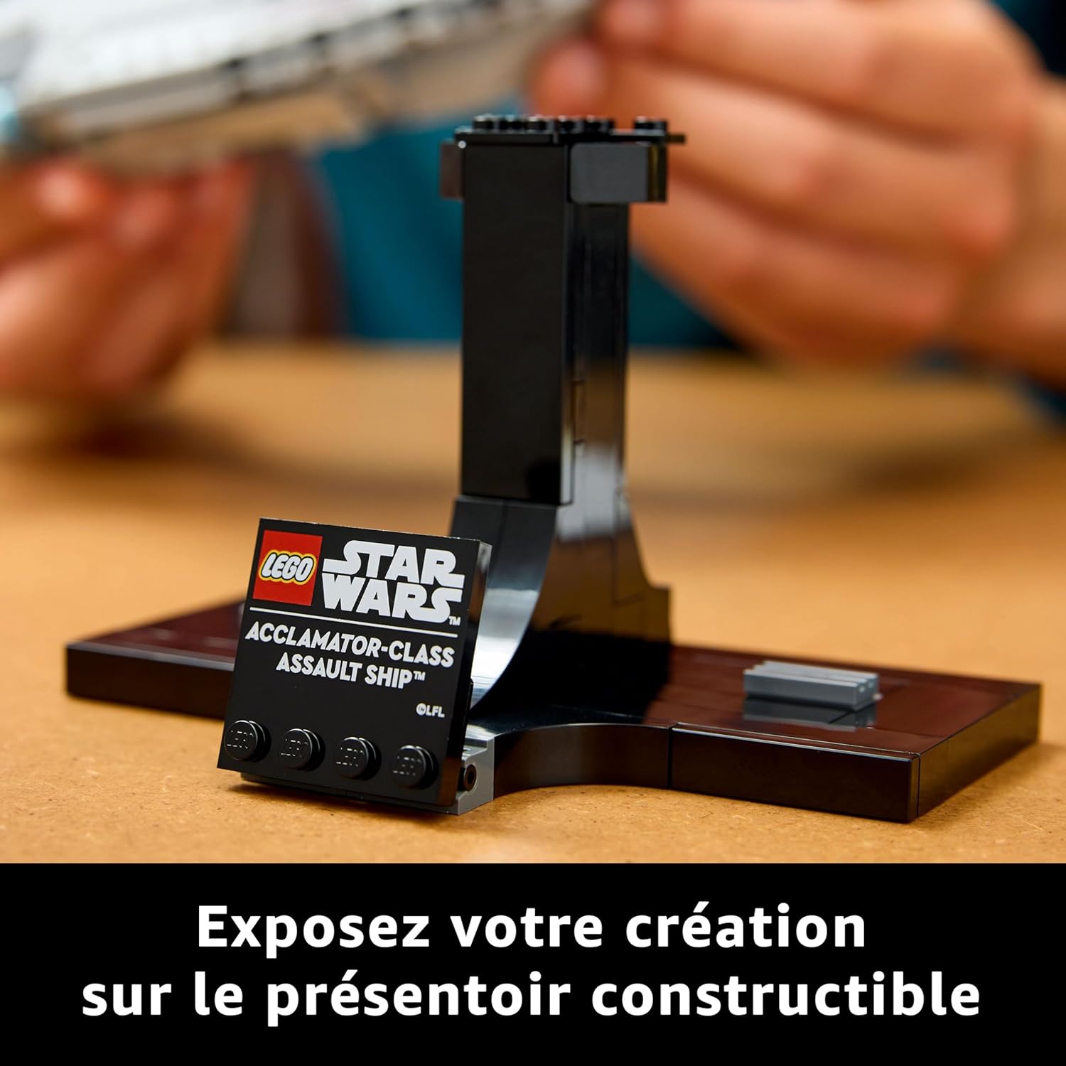 LEGO Star Wars Transport d’assaut de classe Acclamator avec présentoir, L’Attaque des Clones 75404 – Image 5