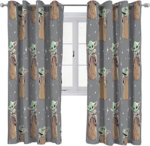 Rideaux Star Wars The Mandalorian Le Gamin Curieux en 100% microfibre