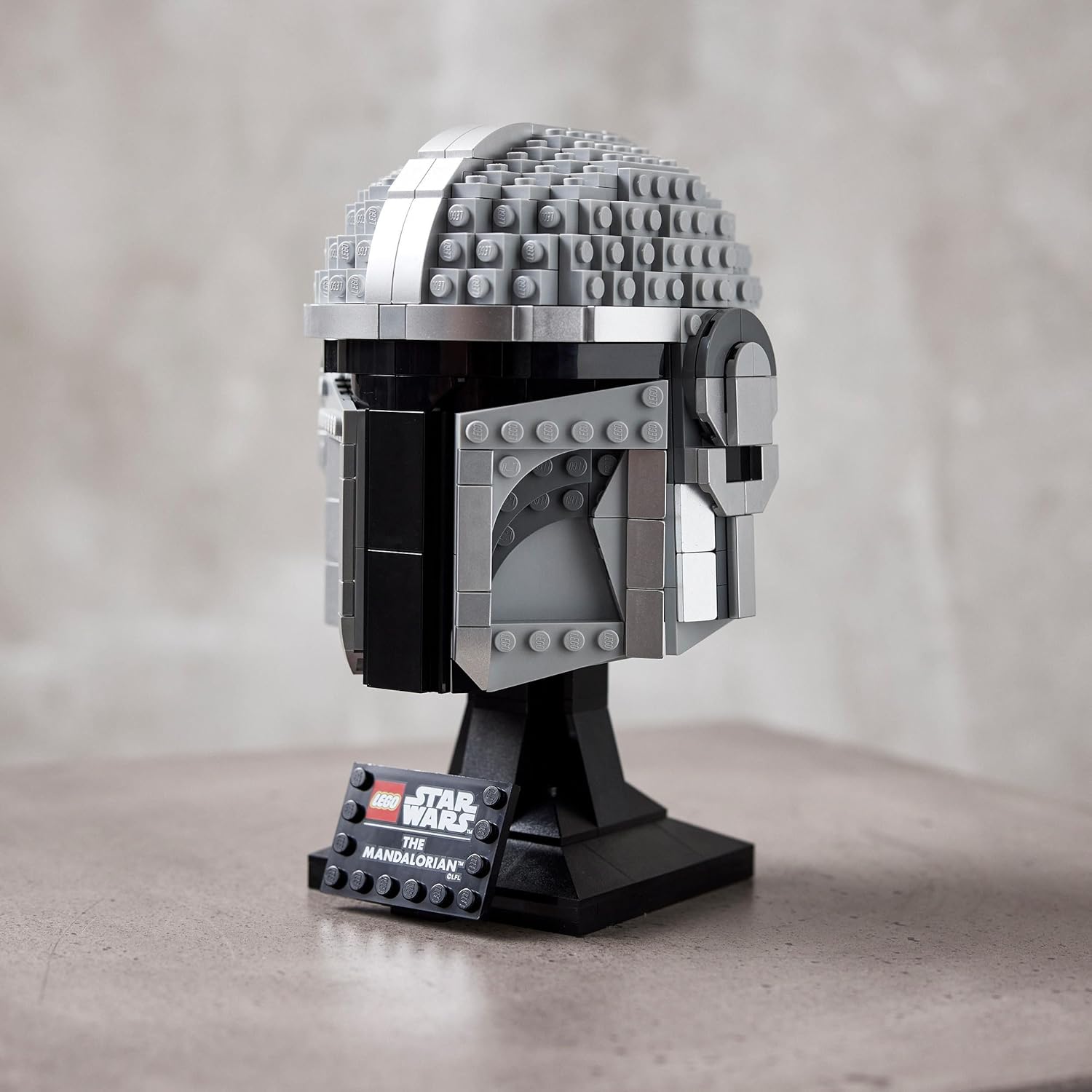 LEGO Star Wars Casque du Mandalorien à construire 75328 – Image 2
