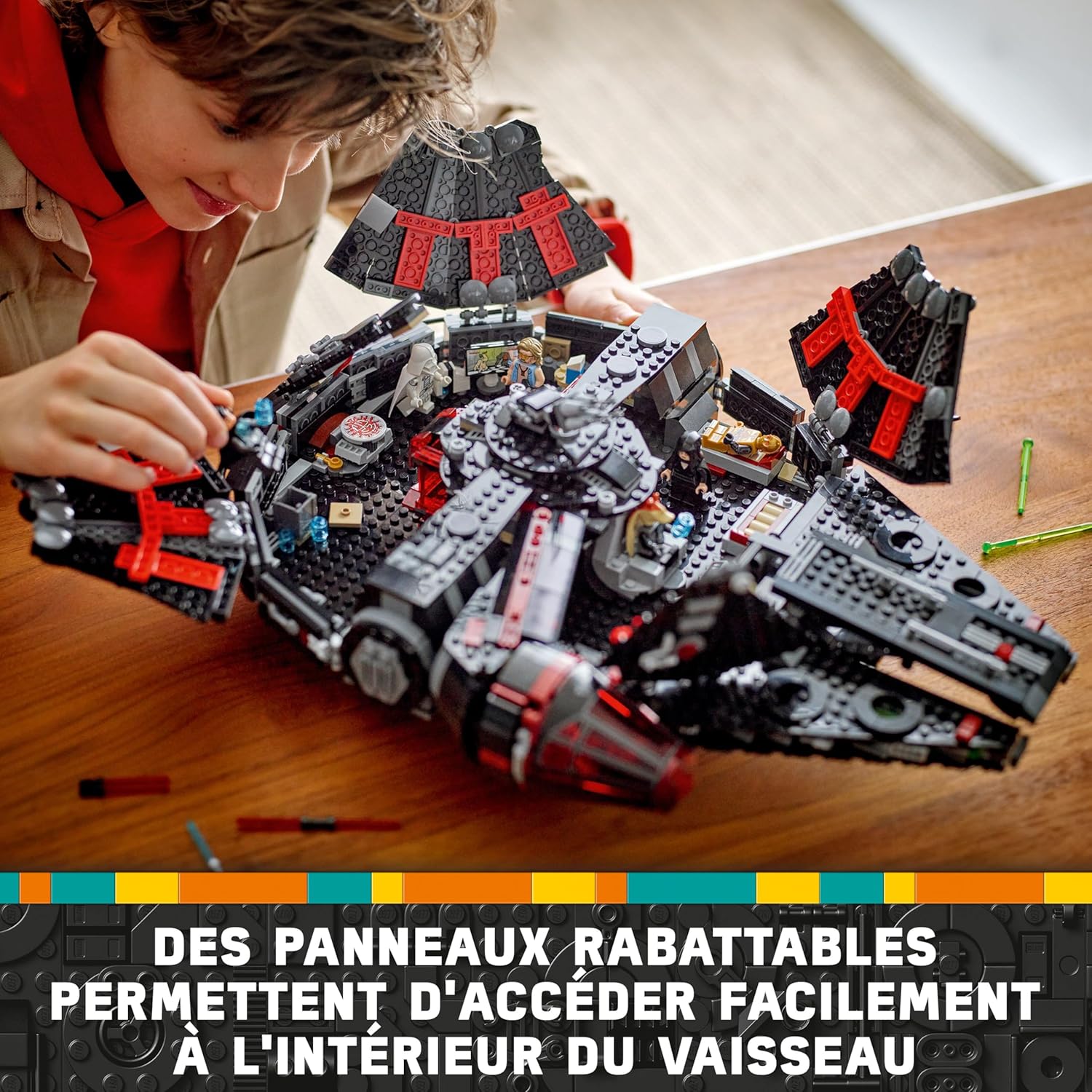 Le Faucon Noir LEGO Star Wars 75389 avec 6 minifigurines – Image 3