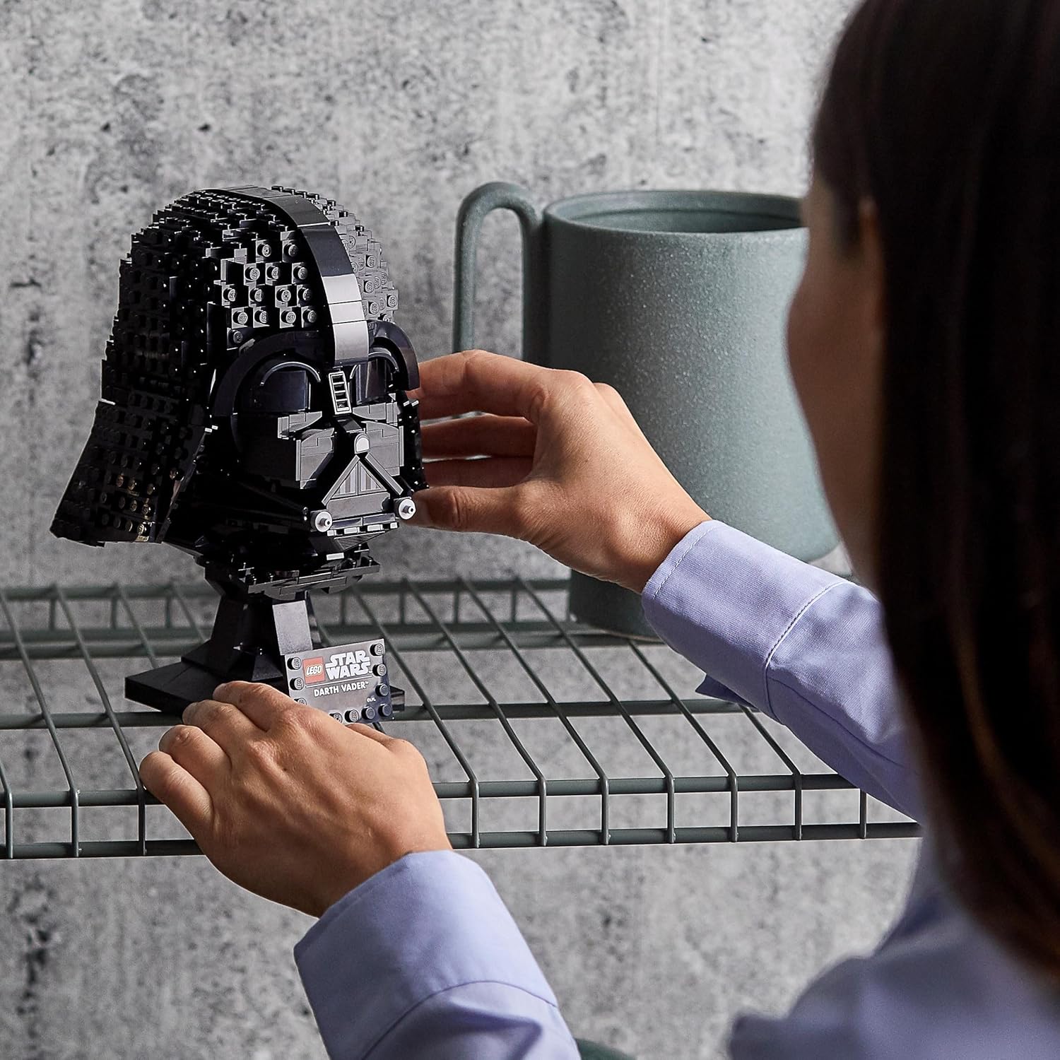 Casque Dark Vador LEGO Star Wars en briques avec support 75304 – Image 8